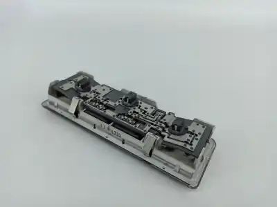 Peça sobressalente para automóvel em segunda mão luz interior por bmw 3 touring (e46) 320 d referências oem iam 63316901478  