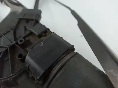 Second-hand car spare part front windshield wiper motor for renault modus / grand modus (f/jp0_) 1.2 (jp0c jp0k fp0c fp0k fp0p jp0p jp0t) oem iam references   