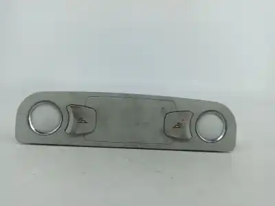 Автозапчастина б/у внутрішне світло для audi a6 c6 avant (4f5) 3.0 tdi quattro посилання на oem iam 4l0947111b