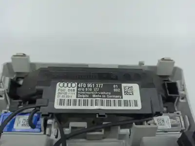 Автозапчасти б/у внутренний свет за audi a6 c6 avant (4f5) 3.0 tdi quattro ссылки oem iam 4f0951177  