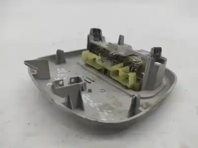 Автозапчасти б/у внутренний свет за peugeot 207/207+ (wa_, wc_) 1.4 16v ссылки oem iam 9648338577  