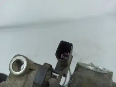 Автозапчастина б/у компресор кондиционера для audi a6 avant (4f5) 3.0 tdi quattro (171kw) посилання на oem iam 4f0260805ac  