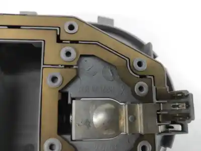 Автозапчастина б/у внутрішне світло для mitsubishi colt vi (z3_a, z2_a) 1.3 (z21a) посилання на oem iam mr951589  