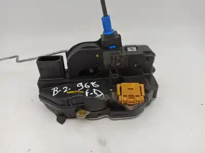 İkinci el araba yedek parçası sag ön kapi kilidi için opel astra j (p10) 1.6 turbo (68) oem iam referansları 13579519