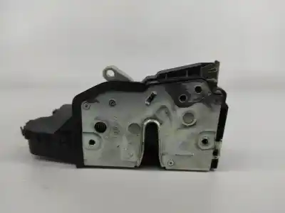 Second-hand car spare part front right door lock for bmw 3 (e46) 330 d oem iam references 7pinos