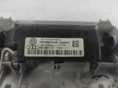 Автозапчасти б/у внутренний свет за audi a4 b7 (8ec) 1.9 tdi ссылки oem iam 8e0951177  