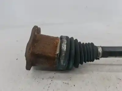 Автозапчастина б/у правий привід для audi a4 b7 (8ec) 2.7 tdi посилання на oem iam 8k04072715  