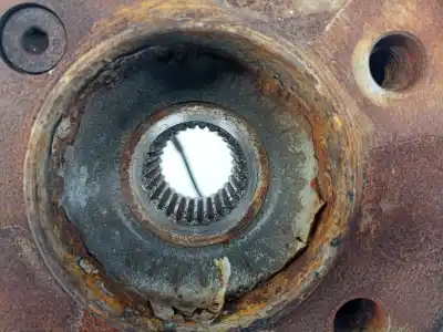 Second-hand car spare part rear left knuckle for bmw 1 (e87) 120 i oem iam references t8518s  