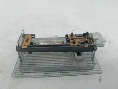 Pièce détachée automobile d'occasion lumière intérieure pour opel corsa d (s07) 1.3 cdti (l08 l68) références oem iam   