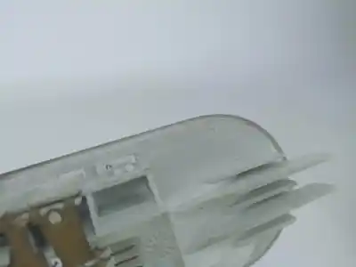 Second-hand car spare part interior light for dacia duster (hs_) 1.5 dci oem iam references 8200073231  