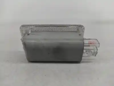 Second-hand car spare part interior light for lexus is ii (_xe2_) 220 d (ale20) oem iam references   