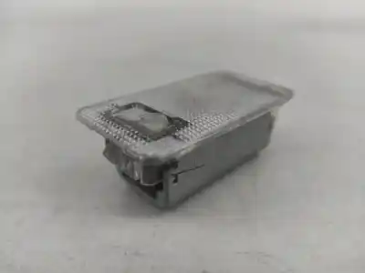 Second-hand car spare part interior light for lexus is ii (_xe2_) 220 d (ale20) oem iam references   