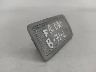 Second-hand car spare part interior light for lexus is ii (_xe2_) 220 d (ale20) oem iam references   