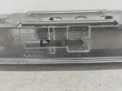 Автозапчастина б/у внутрішне світло для audi a3 (8l1) 1.6 посилання на oem iam 8l0947105a  
