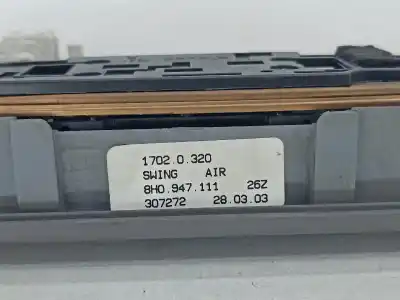 Second-hand car spare part interior light for opel corsa c (x01) 1.7 di (f08 f68) oem iam references 8h0947111  