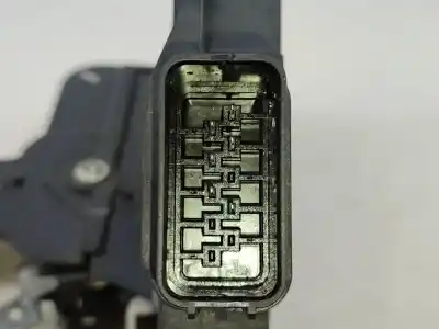 Second-hand car spare part front right door lock for ford focus ii (da_, hcp, dp) 1.6 tdci oem iam references 6pinos  