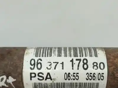 Pezzo di ricambio per auto di seconda mano trasmissione anteriore destra per citroen c4 i (lc_) 1.6 hdi riferimenti oem iam 9637117880  