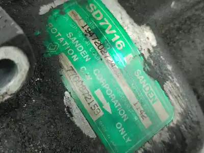 Pezzo di ricambio per auto di seconda mano compressore aria condizionata per volvo v40 combi (vw) 1.9 td gasóleo 1997 5p riferimenti oem iam 7700872159  