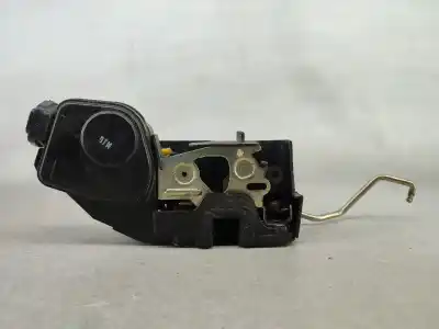 Second-hand car spare part front right door lock for hyundai matrix (fc) 1.5 crdi oem iam references 5pinos  