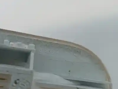 Автозапчастина б/у внутрішне світло для renault modus / grand modus (f/jp0_) 1.2 (jp0c jp0k fp0c fp0k fp0p jp0p jp0t) посилання на oem iam 8200073231  