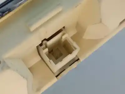 Second-hand car spare part interior light for bmw 5 touring (e39) 530 d oem iam references 8363265  