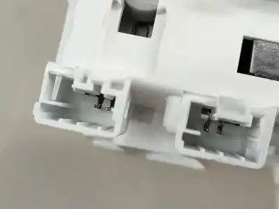 Автозапчастина б/у внутрішне світло для peugeot 308 sw ii (lc_, lj_, lr_, lx_, l4_) 1.5 bluehdi 130 посилання на oem iam 96781445  