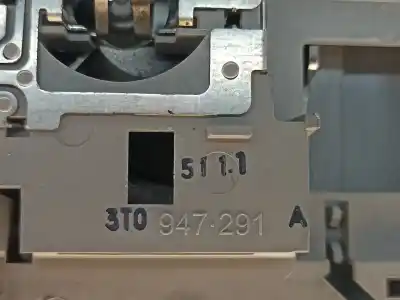 Автозапчастина б/у внутрішне світло для skoda octavia iii break (5e5) 1528 ak gasóleo 2015 5p посилання на oem iam   