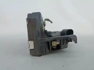 Second-hand car spare part front right door lock for bmw 3 (e46) 320 d oem iam references 8206408  