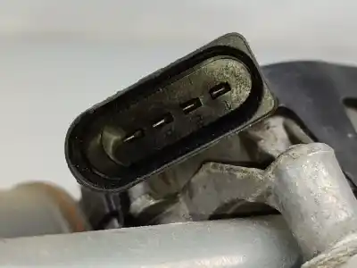 Автозапчастина б/у двигатель передніх склоочисників для opel corsa e (x15) 1.4 turbo (08, 68) посилання на oem iam 13432685  