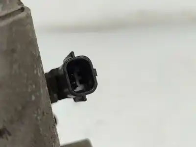 Автозапчасти б/у компрессор кондиционера воздуха за renault twingo iii (bcm_) 0.9 tce 90 ссылки oem iam r926002090r 926002090r  