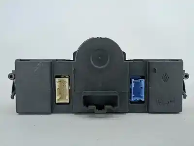 Автозапчастина б/у клімат-контроль для renault megane ii break (km0/1_) 1.5 dci (km02. km13) gasóleo 2004 5p посилання на oem iam 8200413906  