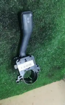 Peça sobressalente para automóvel em segunda mão comutador de piscas  por audi a2 (8z0) 1.4 tdi referências oem iam 