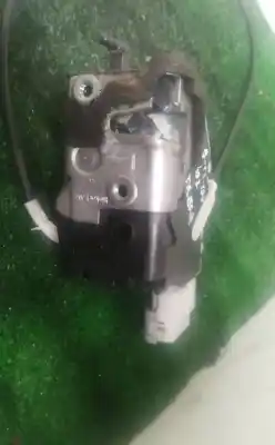 Автозапчастина б/у замок дверей заднього лівого для peugeot 407 sw (6e_, 6d_) 2.2 hdi 170 посилання на oem iam   