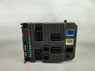 Peça sobressalente para automóvel em segunda mão caixa de fusíveis e relés por citroen c8 2.2 hdi 16v premier ii referências oem iam 9659285280