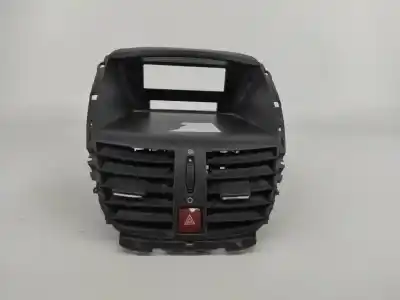 Автозапчастина б/у аераційна решіта для peugeot 207/207+ (wa_, wc_) 1.4 16v посилання на oem iam 9650068177