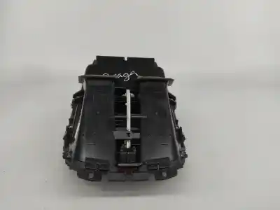 Автозапчастина б/у аераційна решіта для peugeot 207/207+ (wa_, wc_) 1.4 16v посилання на oem iam 9650068177  