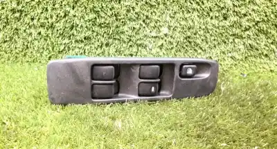 Peça sobressalente para automóvel em segunda mão BOTÃO / INTERRUPTOR ELEVADOR VIDRO DIANTEIRO ESQUERDO por NISSAN QASHQAI / QASHQAI +2 I (J10, NJ10, JJ10E)  Referências OEM IAM MR551244  