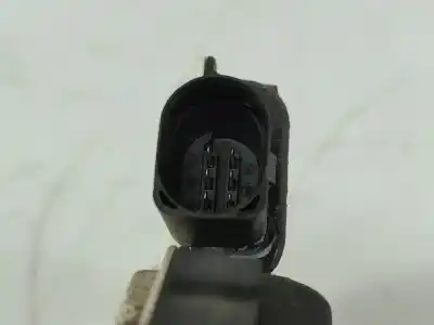 Автозапчасти б/у замок задней правой двери за skoda fabia i hatchback (6y2) 1.2 gasolina 2004 5p ссылки oem iam 5n0839016d  