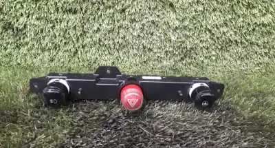 Peça sobressalente para automóvel em segunda mão interruptor 4 piscas - emergência por fiat 500 (312_) 1.2 (312axa1a) referências oem iam 