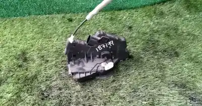 Pezzo di ricambio per auto di seconda mano serratura porta posteriore sinistra per bmw 3 (e46) 316 i riferimenti oem iam 7 pinos