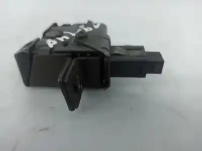 Second-hand car spare part trunk lock for bmw 5 (e34) 524 td oem iam references 19446900  