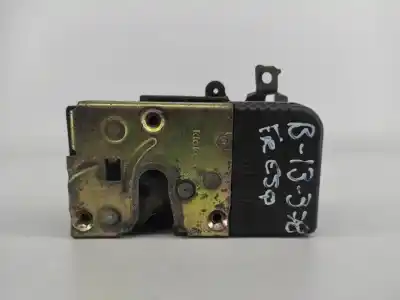 Автозапчастина б/у ЗАМОК ПЕРЕДНІХ ДВЕРЕЙ ЛІВИЙ для PEUGEOT 406 (8B)  Посилання на OEM IAM 9PINOS  