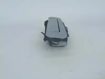 Автозапчастина б/у завнішня ручка задня ліва для audi a4 b5 (8d2) 1.9 tdi посилання на oem iam 4a0839205f  