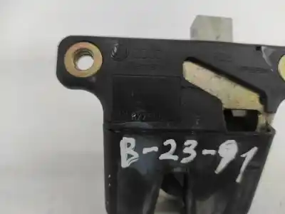 Second-hand car spare part trunk lock for audi a4 b5 (8d2) 1.9 tdi oem iam references 8d5827505  
