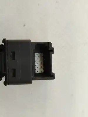 Second-hand car spare part right front power window switch for audi a4 b6 (8e2) 1.9 tdi oem iam references 8z0959855   Second-hand car spare part right front power window switch for audi a4 b6 (8e2) 1.9 tdi oem iam references 8z0959855