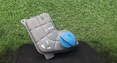 Pièce détachée automobile d'occasion vase d'expansion de liquide de refroidissement pour audi a4 b6 (8e2) 1.9 tdi références oem iam 8e0121403 Pièce détachée automobile d'occasion vase d'expansion de liquide de refroidissement pour audi a4 b6 (8e2) 1.9 tdi références oem iam 8e0121403