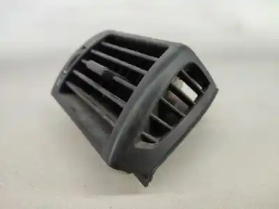 Second-hand car spare part air ventilation grille for bmw 3 (e46) 330 d oem iam references 64228361898  