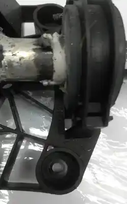 Pezzo di ricambio per auto di seconda mano leva del cambio per opel corsa c (x01) 1.2/1.0 gasolina riferimenti oem iam 009021210  