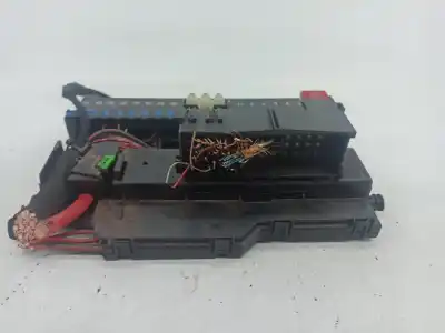 Second-hand car spare part fuse box unit for bmw 3 touring (e46) 320 d oem iam references 8364542  