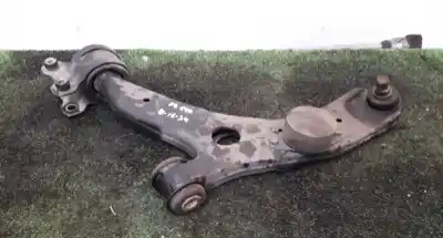 Pièce détachée automobile d'occasion moyeu de roue avant droite pour mazda 3 (bk) 1.3 (bk14) références oem iam 2006008018